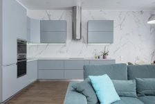 How to Make a Bold Statement With Kitchen Accent Walls